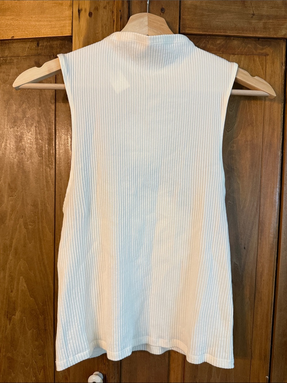 NWT Fabletics 2X Ribbed Sleeveless Tank Top - Cream Athletic Athleisure